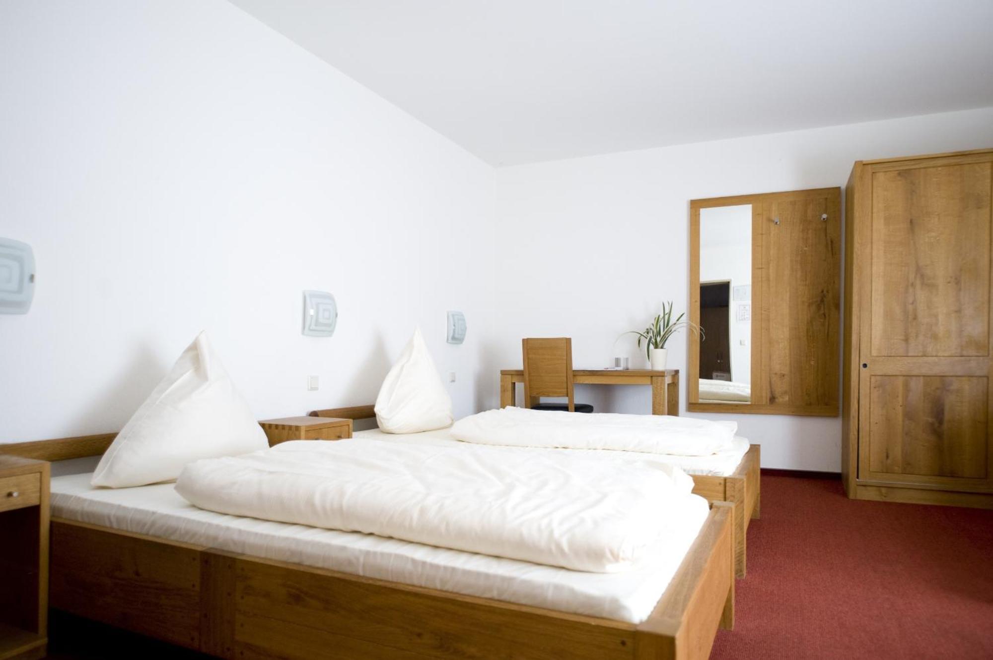 Hotel Flora Dormagen Buitenkant foto
