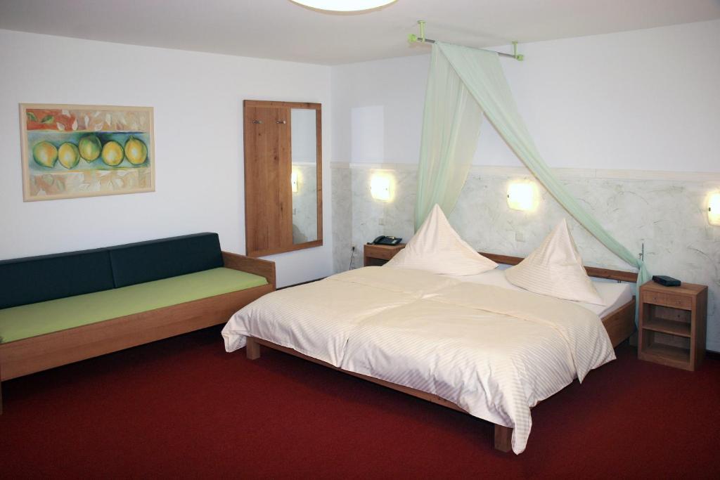 Hotel Flora Dormagen Buitenkant foto
